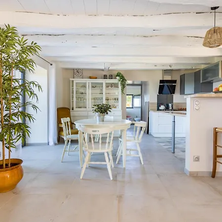 Les Coteaux De Proumeyssac Holiday home *