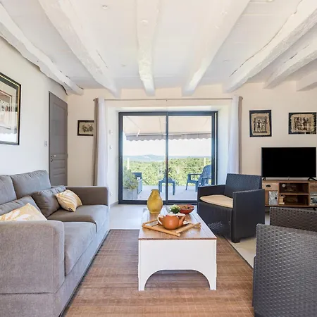 Les Coteaux De Proumeyssac Holiday home